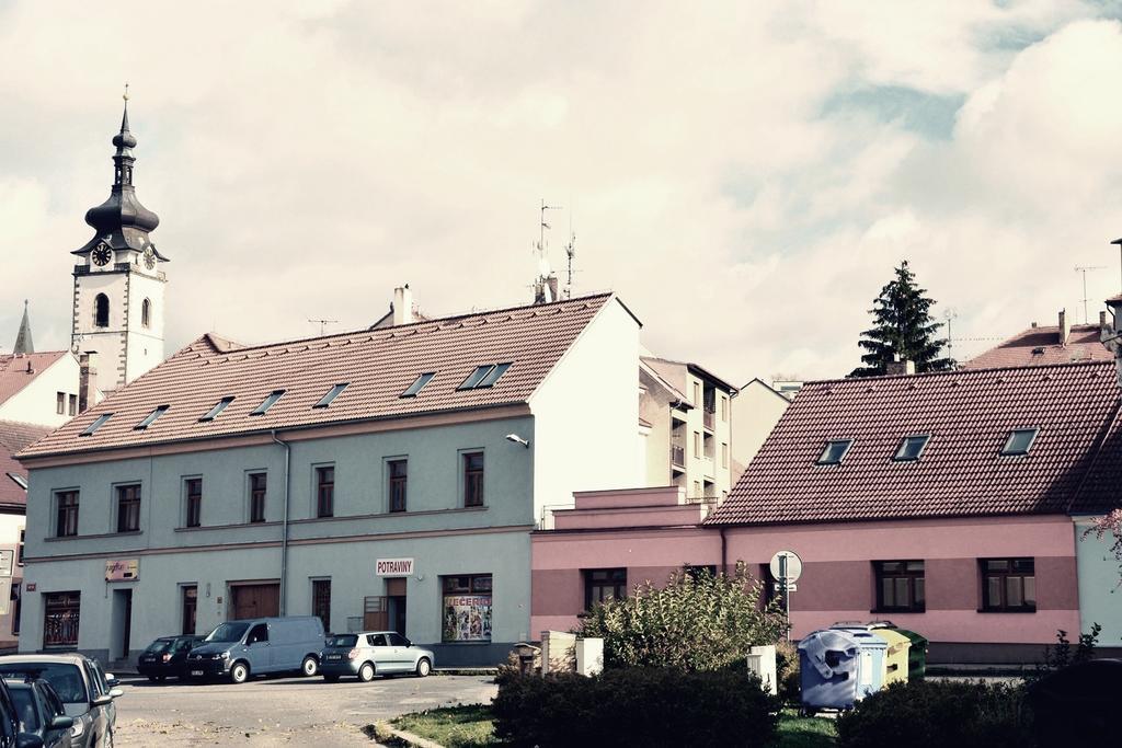 Apartmany Pod Putimskou Branou Písek Buitenkant foto