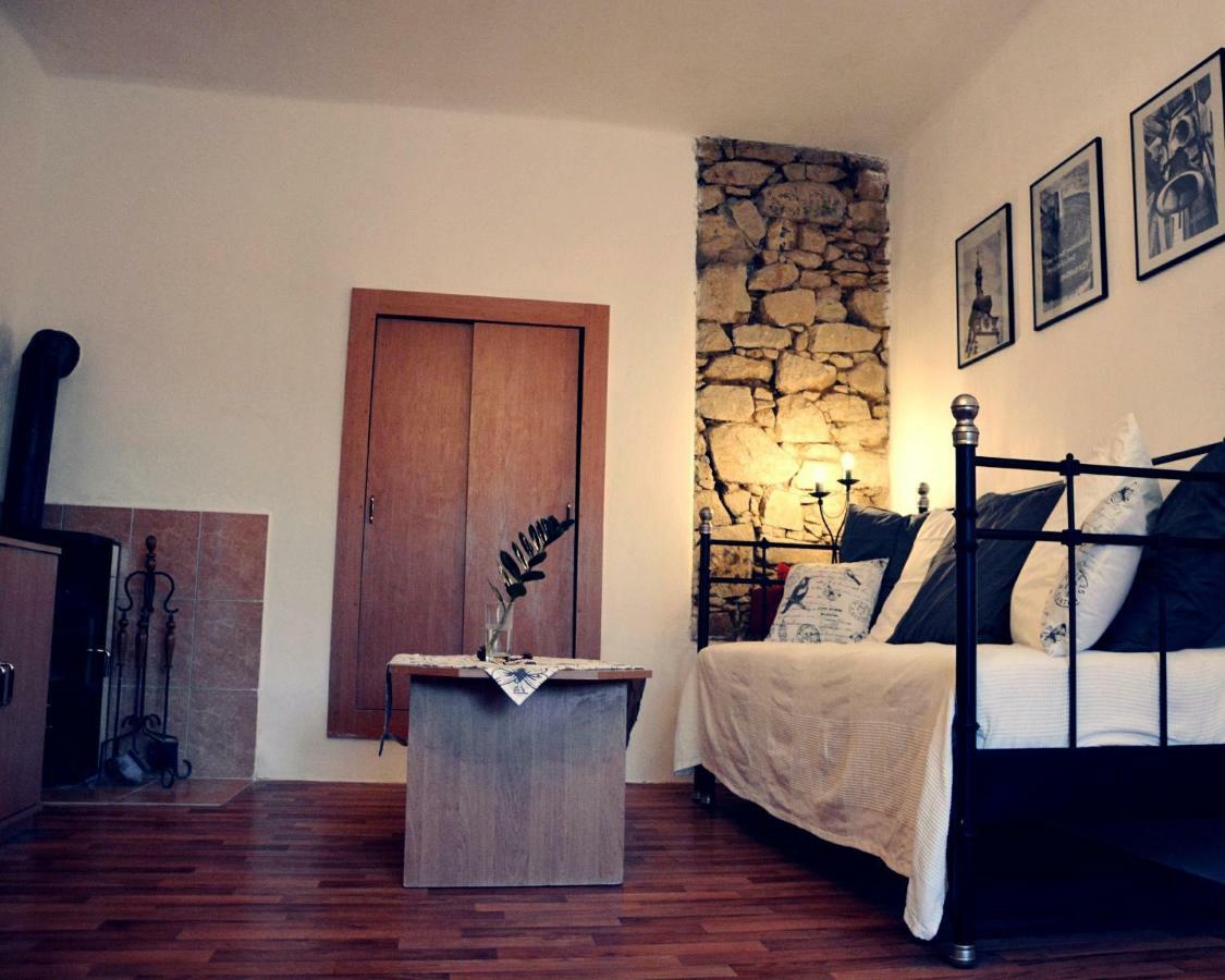 Apartmany Pod Putimskou Branou Písek Buitenkant foto